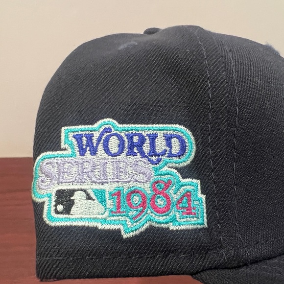 New Era, 59Fifty Fitted Hat, Detroit Tigers, Polar Lights - Picture 3 of 11